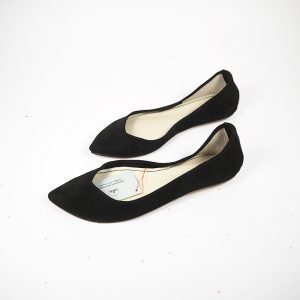 POINTY FLATS in SOFT BLACK LEATHER