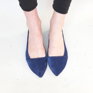D'ORSAY POINTY FLATS in NAVY BLUE LEATHER