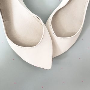 POINTED FLATS in WHITE LEATHER and RIBBONS