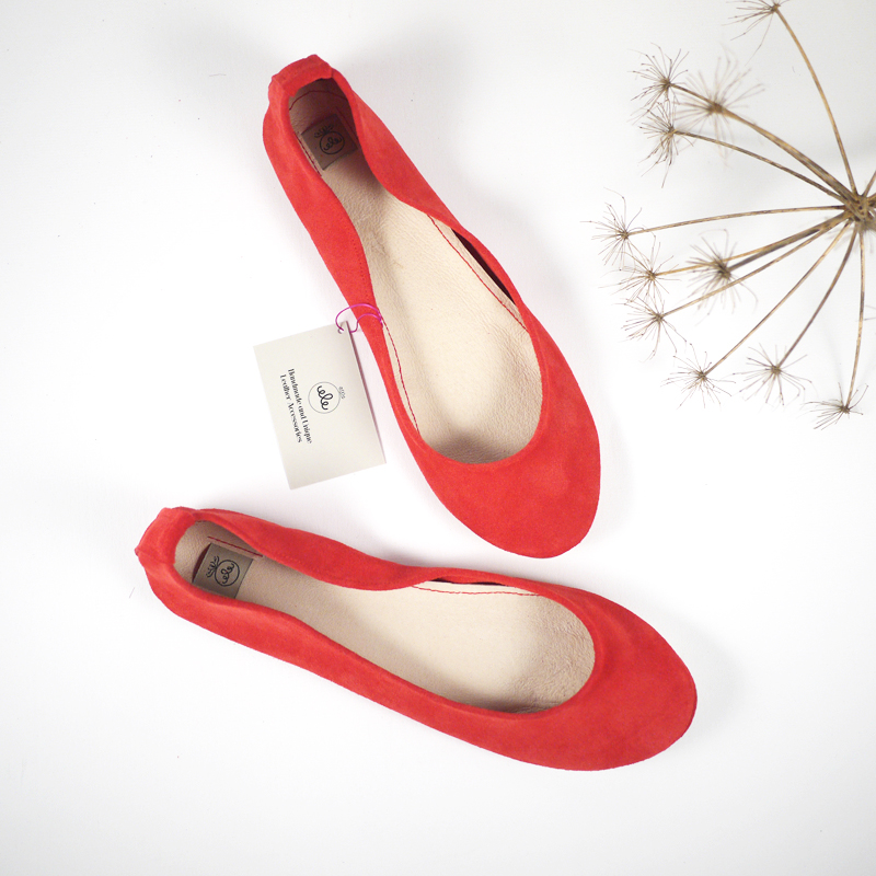 ROUND BALLET FLATS IN RED SOFT LEATHER — Ele Handmade Shoes