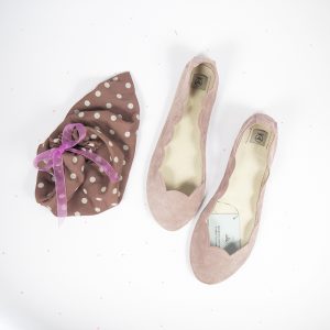 Elehandmade SCALLOPED ROUND FLATS IN OLD PINK SOFT LEATHER