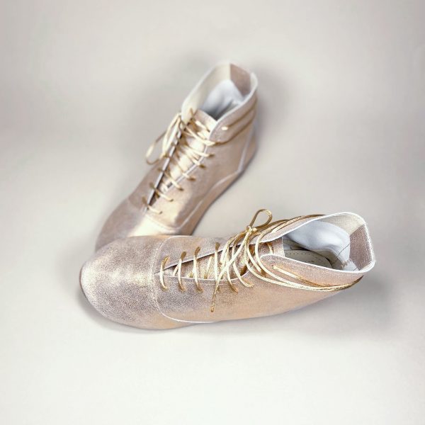 Woman Ankle Laced Boots in Soft Rose Gold Leather, Bridal Boots, Wedding Shoes, Elehandmade shoes