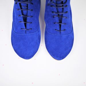 Woman laced ankle boots in soft Royal Blue suede, italian leather boots, elehandmade shoes