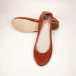 Round-toe ballet flats in warm terracotta red Italian leather with low heel and leather soles – elehandmade shoes