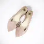 POINTY LOAFERS in OLD PINK SOFT LEATHER Chic and super comfortable pointed toe loafers. Upper in buttery old pink Italian suede leather. Low heel and leather soles.