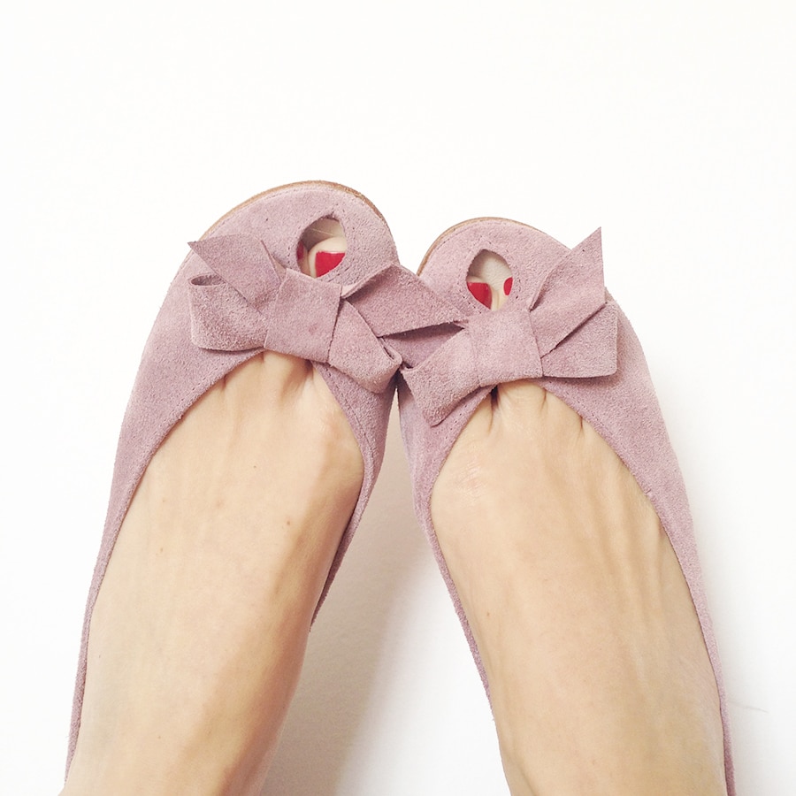 Peep Toe Shoes with Bow in Rose Quartz Italian Leather, Bridal shoes in soft leather, shoes for tall brides, elehandmade ballerinas