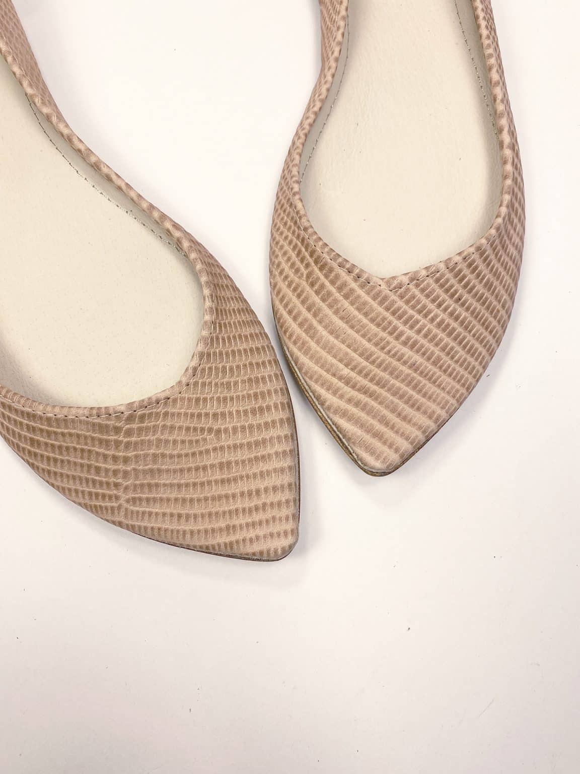 Pointed ballet flats in nude lizard-embossed Italian leather – elehandmade shoes