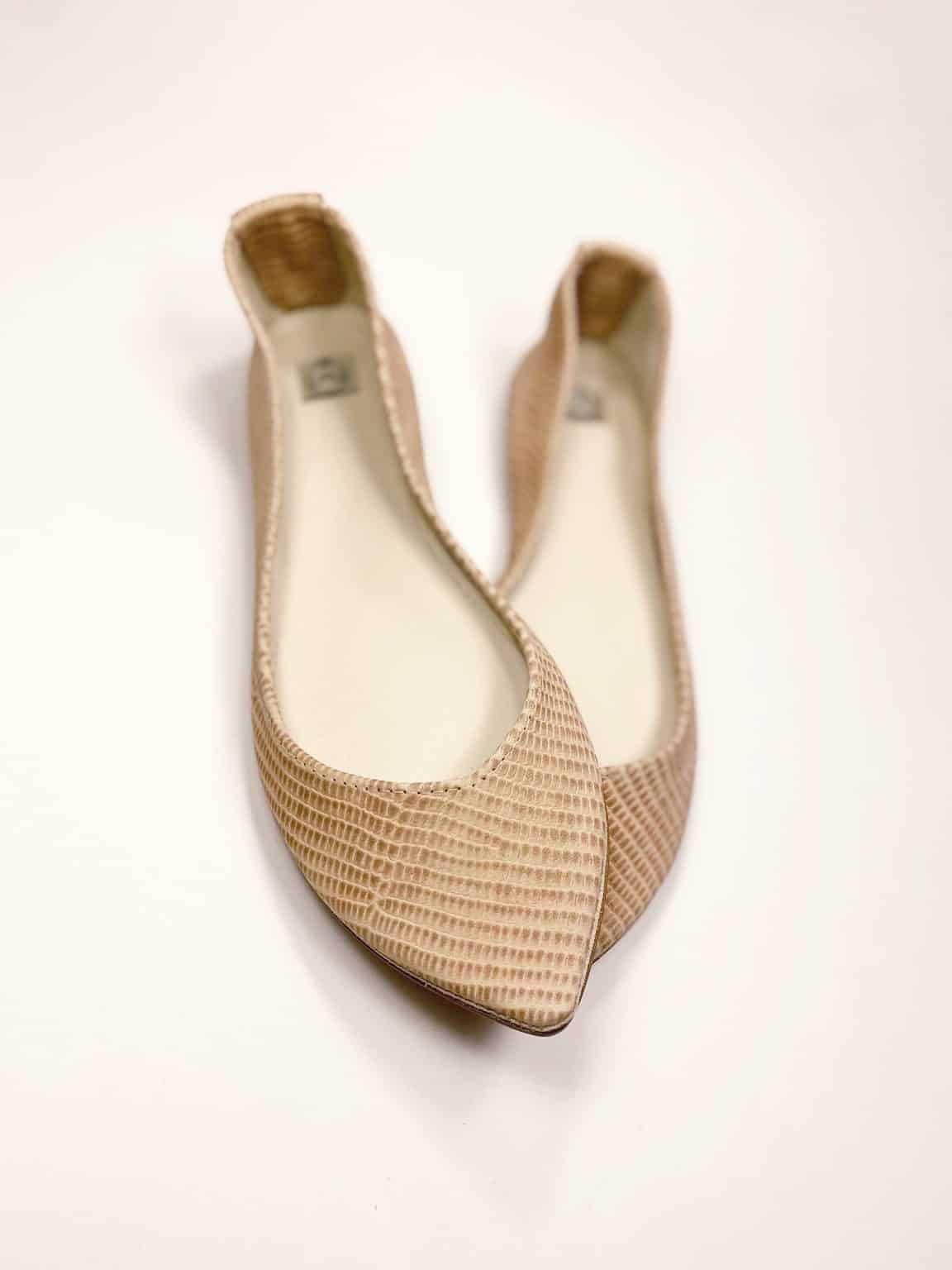 Pointed ballet flats in nude lizard-embossed Italian leather – elehandmade shoes