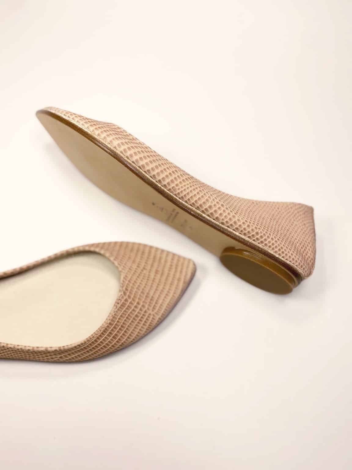 Pointed ballet flats in nude lizard-embossed Italian leather – elehandmade shoes