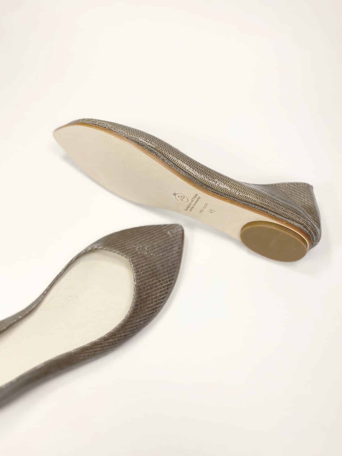 Pointed ballet flats in taupe snakeskin-effect Italian leather – elehandmade shoes
