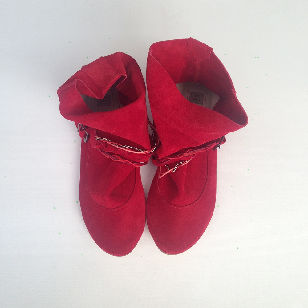 Ankle Booties with Fringes in Soft Red Italian Suede Leather, Elehandmade Boots Shoes, red indian fringed ankle boots, Minnetonka booties
