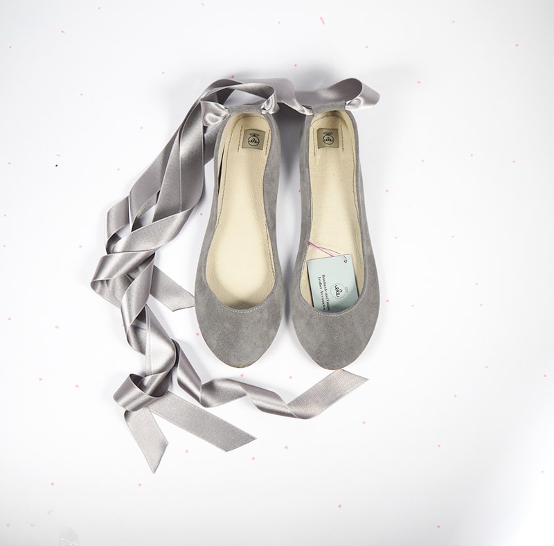 Ballet Flats Ballerinas Shoes With Satin Ribbon in Pearl Gray Italian Leather, Low Heel Bridal Pumps, elehandmade