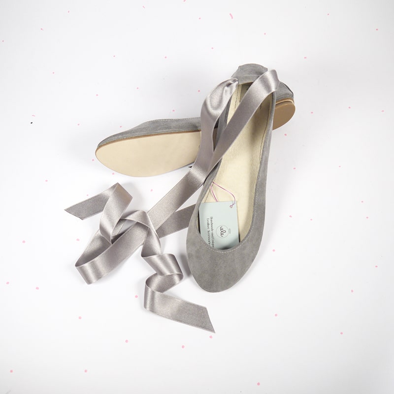 Ballet Flats Ballerinas Shoes With Satin Ribbon in Pearl Gray Italian Leather, Low Heel Bridal Pumps, elehandmade