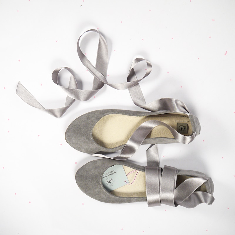 Ballet Flats Ballerinas Shoes With Satin Ribbon in Pearl Gray Italian Leather, Low Heel Bridal Pumps, elehandmade