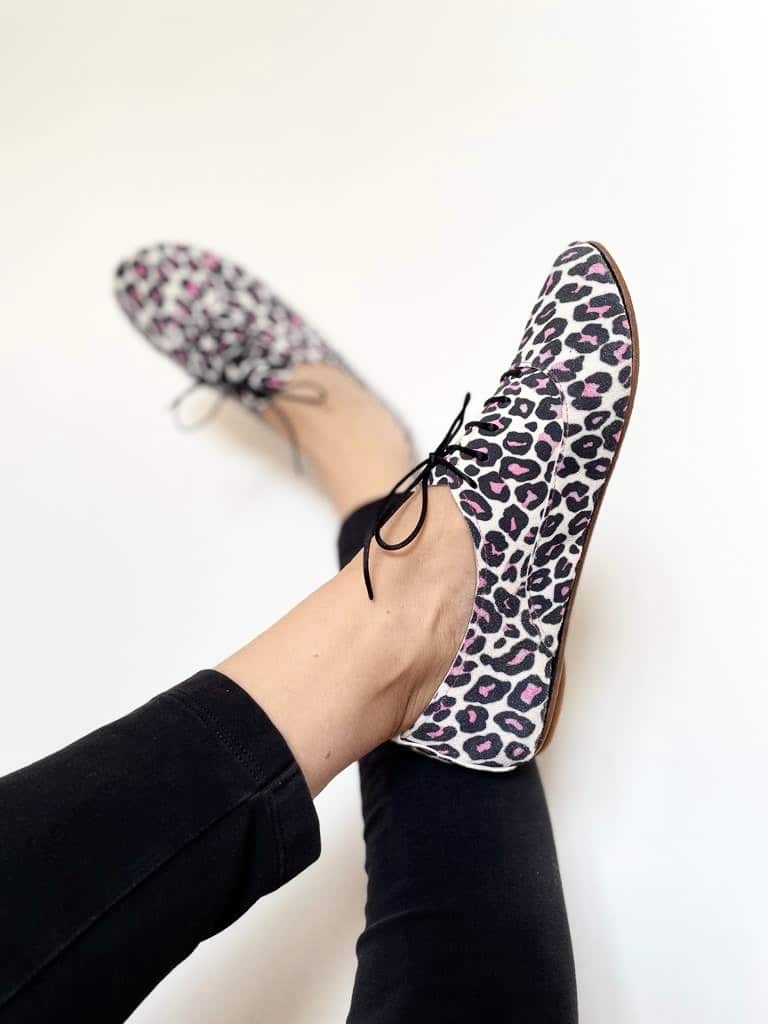 Custom made Oxfords Shoes in Leopard Printed Italian Leather, elehandmade shoes