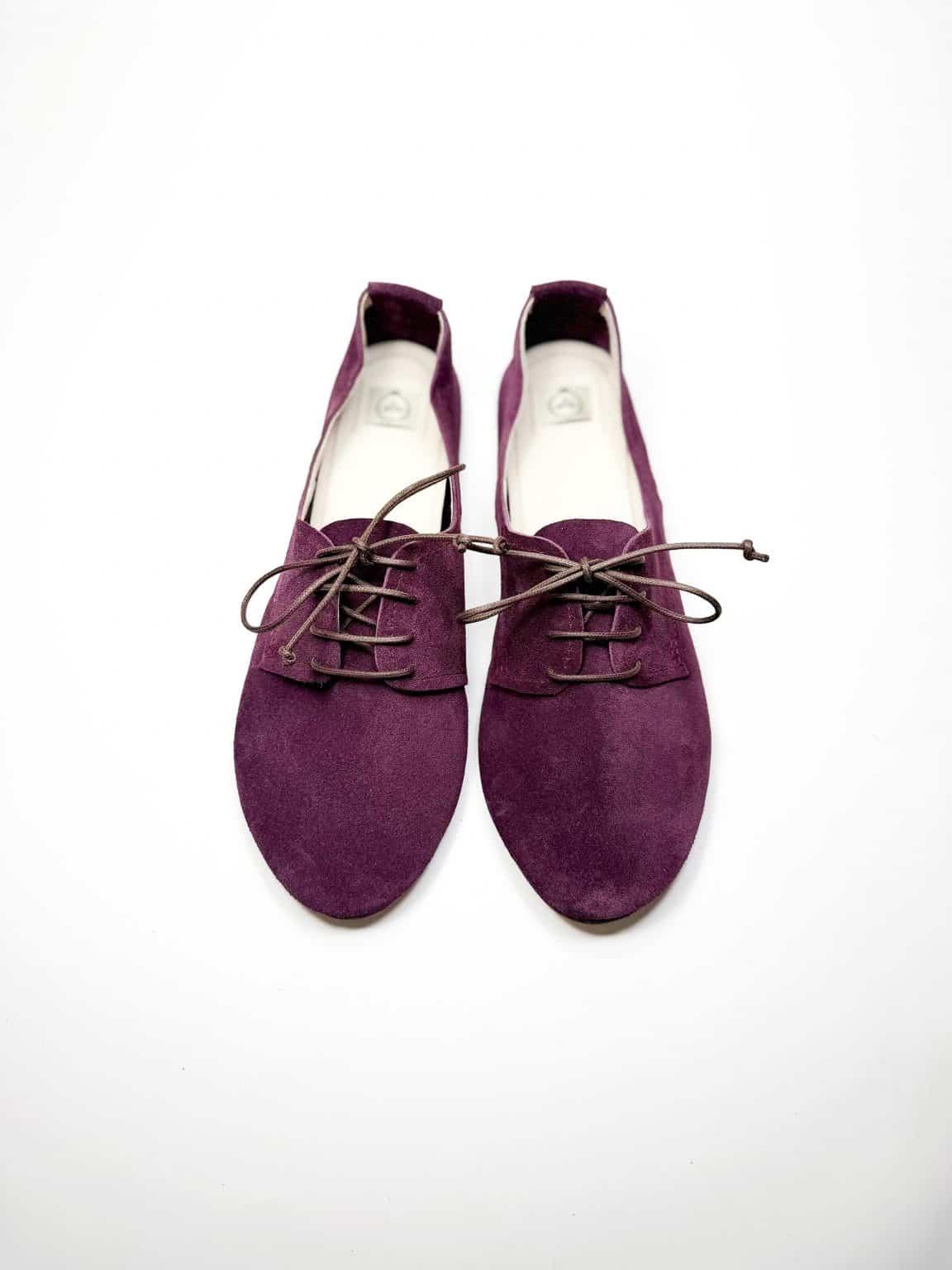 Oxfords Shoes in Burgundy, Oxblood Leather, Handmade Soft Laced up Flats Shoes, Elehandmade Spectators