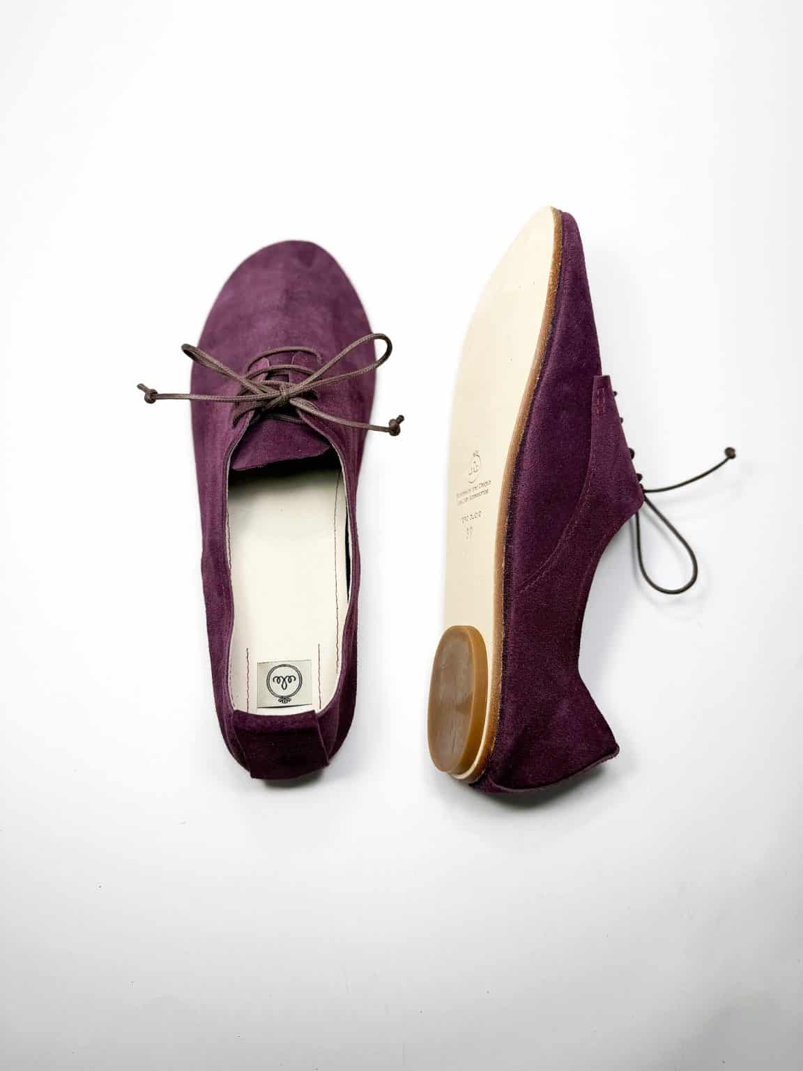 Oxfords Shoes in Burgundy, Oxblood Leather, Handmade Soft Laced up Flats Shoes, Elehandmade Spectators