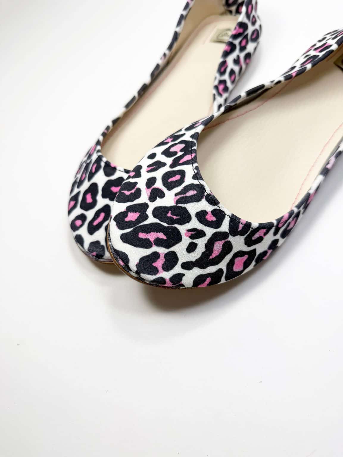 Round Ballet Flats Shoes in Leopard Print Italian Leather, Ele Handmade Slippers