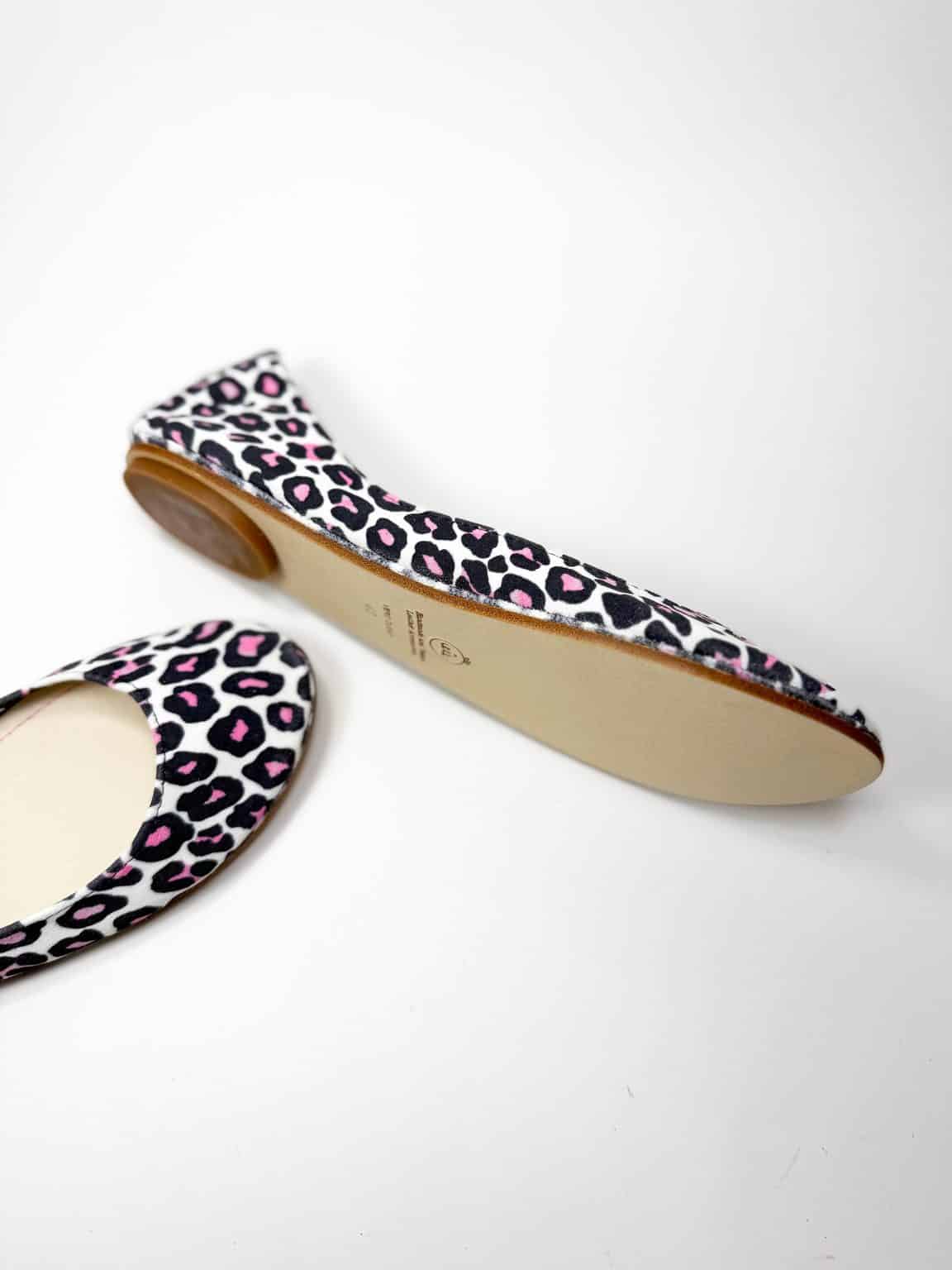 Round Ballet Flats Shoes in Leopard Print Italian Leather, Ele Handmade Slippers