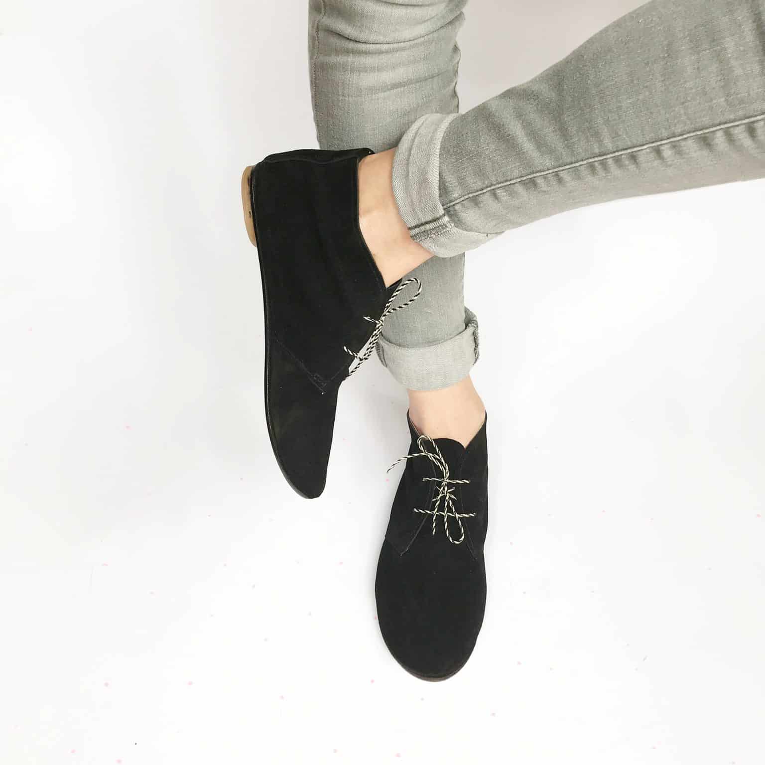 Desert Ankle Boots in Black Italian Leather, Handmade Laced Booties, Elehandmade